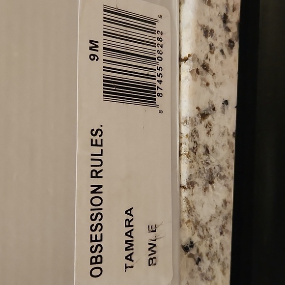 Obsession Rules Tamara Metal Buckle Ankle Flat Sandals 9M New In Box 9M - Picture 6 of 7